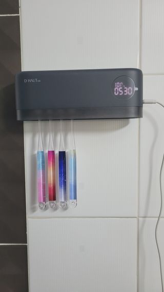 에브리모먼트 에브리 모먼트 칫솔 Every moment toothbrush — 5점을 준 리뷰어가 2022년 3월 올린 사용 사진