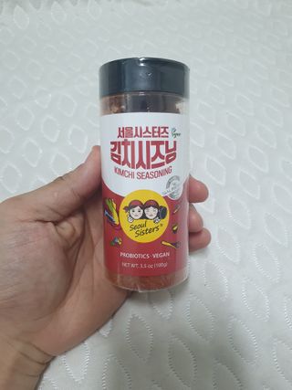 [서울시스터즈] 김치시즈닝 국내 최초 뿌려먹는 김치파우더 100g 1개+ 신제품 김치스낵 90g 2개 — 5점을 준 리뷰어가 2021년 8월 올린 사용 사진
