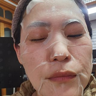 세뚜아(Cettua) [세뚜아] 모이스처 밸런싱 페이셜 마스크 Cettua Moisture Balancing Facial Mask 5매 — 5점을 준 리뷰어가 2024년 3월 올린 사용 사진