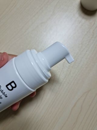 블룸비 거품 두피 샴푸 — 4점을 준 리뷰어가 2022년 9월 올린 사용 사진