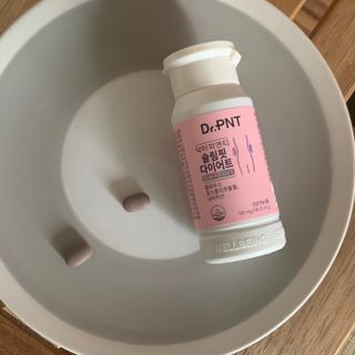 닥터피엔티 [Dr.PNT] 하루 2알로 건강한 다이어트! 한겨울에도 체지방만 쏙~ 슬림핏 다이어트 — 4점을 준 리뷰어가 2022년 6월 올린 사용 사진