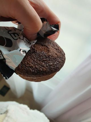 롯데제과 까망카스타드 더블초코 — 5점을 준 리뷰어가 2021년 5월 올린 사용 사진