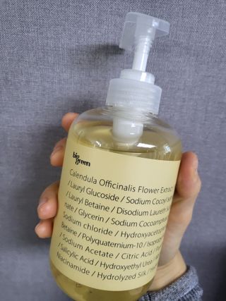 빅그린 카렌듈라(지성두피용)&시카(중건성두피용)탈모샴푸500ml-택1,빅그린 프리미어바이옴탈모앰플팩 60ml — 4.5점을 준 리뷰어가 2023년 1월 올린 사용 사진