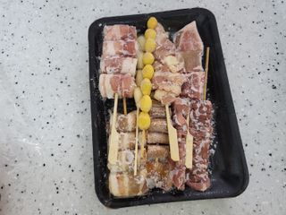 [다물꼬치] 모듬꼬치 10개 +데리야끼소스120g+매운고추소스120g — 4점을 준 리뷰어가 2021년 10월 올린 사용 사진