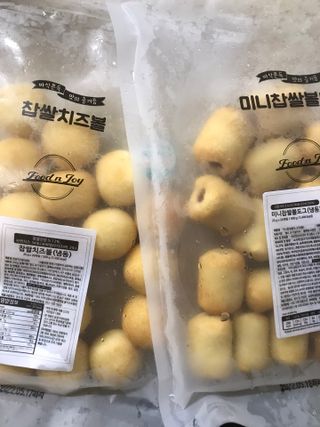 Dog&Ball 독앤볼 [Dog&Ball] 미니찹쌀볼도그 찹쌀치즈볼 — 4.5점을 준 리뷰어가 2021년 9월 올린 사용 사진