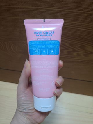 IO 아이오 오늘도 넌 예뻐 - 데일리딥 클렌징폼 — 5점을 준 리뷰어가 2021년 2월 올린 사용 사진