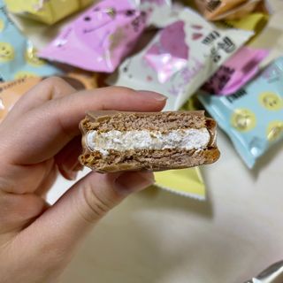 롯데제과 쁘띠몽쉘 마롱몽블랑 — 5점을 준 리뷰어가 2021년 11월 올린 사용 사진