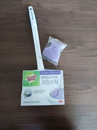 3M 스카치브라이트 크린스틱 베이킹소다 핸들 + 리필 2입 + 캐디 — 5점을 준 리뷰어가 2023년 5월 올린 사용 사진