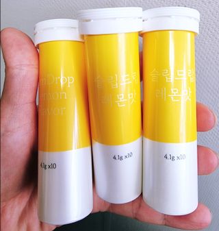 [슬림드랍] 건기식 다이어트 보조제 겸 비타민 — 5점을 준 리뷰어가 2021년 12월 올린 사용 사진