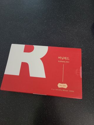 디오르 버닝레드 — 5점을 준 리뷰어가 2022년 1월 올린 사용 사진