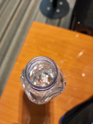 몽베스트 [MONTBEST]위드어스 500mL 20병 — 5점을 준 리뷰어가 2022년 6월 올린 사용 사진