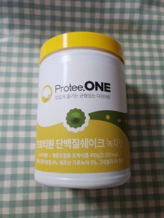 프로티원 단백질쉐이크 녹차맛 2주분 1통+보틀 — 5점을 준 리뷰어가 2021년 5월 올린 사용 사진