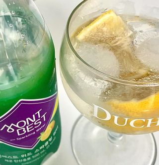몽베스트 Montbest with Sparkling water Lemon OR Lime 20병(랜덤) — 5점을 준 리뷰어가 2023년 2월 올린 사용 사진