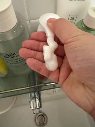 약손명가코스메틱 에오스보떼 브라이트닝 버블 폼 클렌징 300ml — 5점을 준 리뷰어가 2022년 1월 올린 사용 사진
