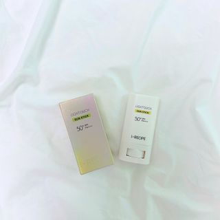 아이레시피 라이트터치 선스틱 15g (SPF50+, PA++++) — 5점을 준 리뷰어가 2023년 2월 올린 사용 사진