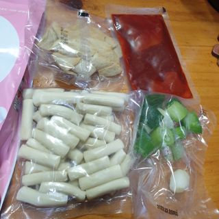 응큼떡볶이 — 5점을 준 리뷰어가 2021년 3월 올린 사용 사진