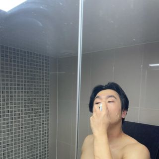 김정문알로에 큐어 큐어 알로에 리프레쉬 젤리 세럼, 큐어 알로에 하이드로 젤리 크림 — 5점을 준 리뷰어가 2021년 4월 올린 사용 사진