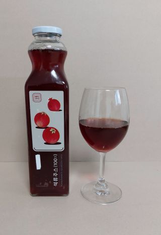 [바이윙클] 페르시아 유기농 석류 착즙주스 750ml 2병 + 선물박스 세트 — 5점을 준 리뷰어가 2022년 3월 올린 사용 사진