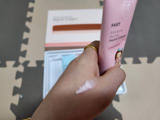 파시 고보습 핸드크림 40ml 5종 기프트 세트 — 5점을 준 리뷰어가 2022년 8월 올린 사용 사진
