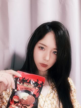 불타 지옥불카레 불지옥맛 180g x 3봉 — 5점을 준 리뷰어가 2021년 6월 올린 사용 사진