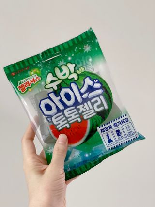 롯데제과 죠스바 아이스 톡톡 젤리 — 5점을 준 리뷰어가 2021년 10월 올린 사용 사진