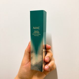[NEW 탄력유턴 아이크림] AHC 유스 래스팅 리얼 아이크림 포 페이스 — 5점을 준 리뷰어가 2021년 3월 올린 사용 사진