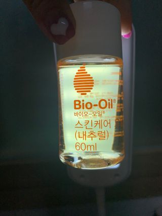 바이오오일 [바이오-오일] 스킨케어 오일 내추럴 60ml — 4점을 준 리뷰어가 2021년 6월 올린 사용 사진