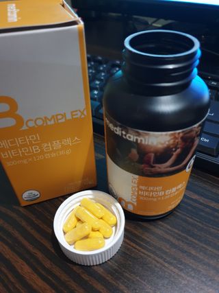 메디타민 비타민B 컴플렉스 — 5점을 준 리뷰어가 2021년 3월 올린 사용 사진