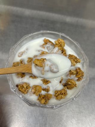 맛있게 먹어도 당 1g 대, 오!그래놀라 저당 통보리 — 5점을 준 리뷰어가 2025년 1월 올린 사용 사진