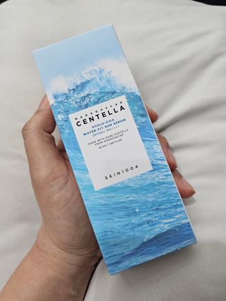 [스킨1004] 마다가스카르 센텔라 히알루-시카 워터핏 선세럼 50ml — 5점을 준 리뷰어가 2024년 5월 올린 사용 사진