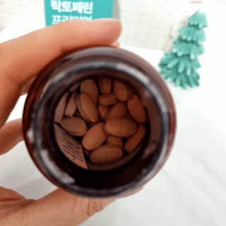 짱스마일 락토페린 프리미엄 정 1000ml x 60정 — 4.5점을 준 리뷰어가 2022년 12월 올린 사용 사진
