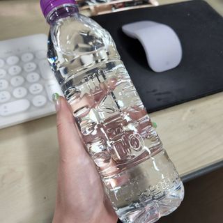 몽베스트 [MONTBEST]위드어스 500mL 20병 — 5점을 준 리뷰어가 2022년 6월 올린 사용 사진