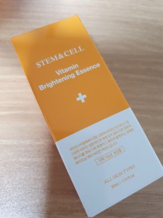체르엠 스템앤셀 비타민 브라이트닝 에센스 30ml 1개 — 4.5점을 준 리뷰어가 2021년 7월 올린 사용 사진