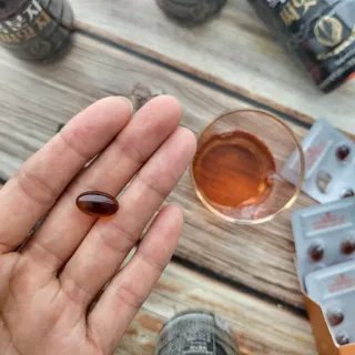 루버스 🎬REELS🎬k-berry seed oil 100 — 5점을 준 리뷰어가 2022년 9월 올린 사용 사진