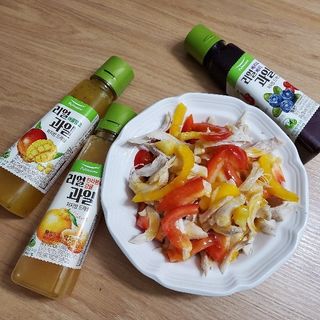[풀무원] 리얼 과일  저지방 드레싱 240g 3종 — 4점을 준 리뷰어가 2021년 2월 올린 사용 사진