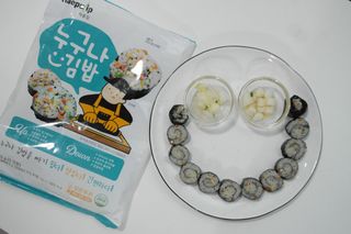 해풀잎 누구나 김밥*1ea [(혼합야채 35g *1ea,  김밥김 (5g, 5ea),  양념간장 (6g, 5ea), 참기름(5g, 2ea)] — 5점을 준 리뷰어가 2022년 8월 올린 사용 사진