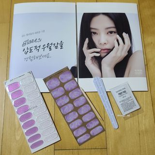 데싱디바 글레이즈 젤네일 스노쿨링 네일_5종 중 택 1 — 5점을 준 리뷰어가 2021년 8월 올린 사용 사진