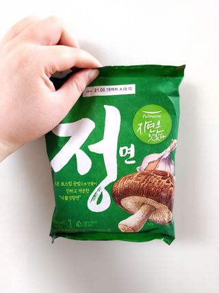 [풀무원] 자연은맛있다 정면, 백면, 홍면  세트 — 4.5점을 준 리뷰어가 2021년 4월 올린 사용 사진