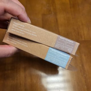 [후르디아] 올리브영 착한보습 비건 립버터 2종 — 5점을 준 리뷰어가 2023년 1월 올린 사용 사진