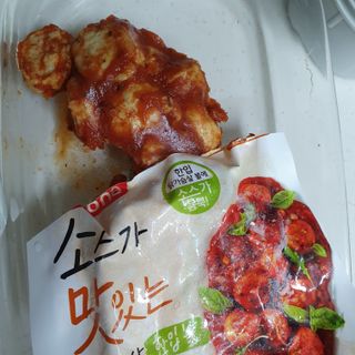 굽네몰 [굽네] 소스가 맛있는 닭가슴살 한입 볼 2종 8팩 — 4점을 준 리뷰어가 2021년 3월 올린 사용 사진