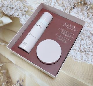 프리마인 바르기만 하면 철벽 스킨케어+24시간 마스크팩 효과. 셀라브 리제너레이팅 시스템 부스터+크림 세트 — 5점을 준 리뷰어가 2023년 6월 올린 사용 사진