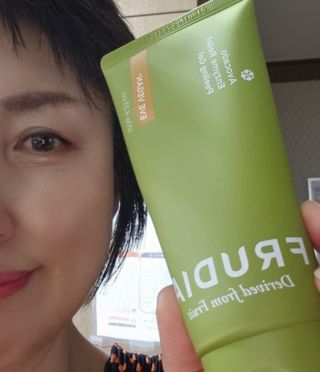 [후르디아] 아보카도 비건 약산성 효소필링젤 — 5점을 준 리뷰어가 2021년 9월 올린 사용 사진