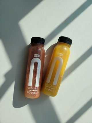 BLENDY'S 핑크 스무디+블론디 스무디 — 5점을 준 리뷰어가 2021년 11월 올린 사용 사진