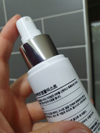 리생 [Re생] 퍼팩트 앰플 이중 기능성 미스트 100ml  피부미백 주름개선 = 총 2개 200ml 증정 — 5점을 준 리뷰어가 2021년 9월 올린 사용 사진