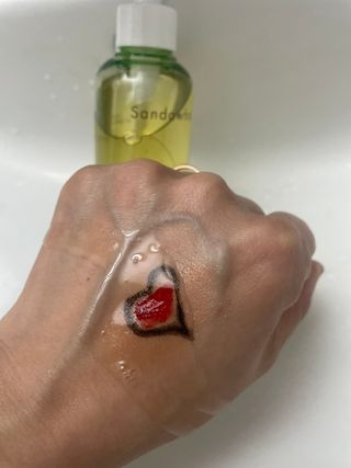 스킨큐어 산다화 순한 클렌징 동백 오일 200ml — 3.5점을 준 리뷰어가 2023년 5월 올린 사용 사진
