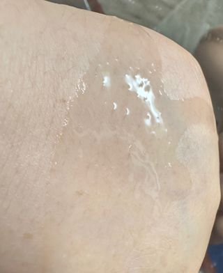 스킨1004 [SKIN1004] 마다가스카르 센텔라 라이트 클렌징 오일 200ml — 5점을 준 리뷰어가 2024년 7월 올린 사용 사진