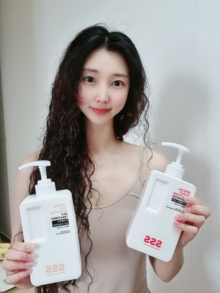 트리플에스 탈모 샴푸 580ml + 실크 트리트먼트 580ml — 5점을 준 리뷰어가 2021년 5월 올린 사용 사진