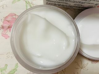 플레라디 에델바이스 인리치드 머랭 크림 — 5점을 준 리뷰어가 2021년 7월 올린 사용 사진