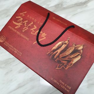 서울약사신협_프리미엄 6년근 홍삼진액_70mlx30포 — 5점을 준 리뷰어가 2021년 2월 올린 사용 사진