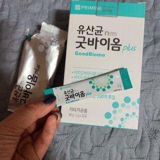 프리마인 유산균 국가지정연구소 선정, 살아있는 생유산균 200억 마리의 힘. 유산균n굿바이옴플러스 — 5점을 준 리뷰어가 2021년 10월 올린 사용 사진